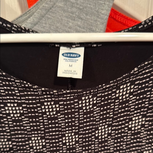 Set of Three Old Navy Sleeveless Swing Dresses - Picture 2 of 11